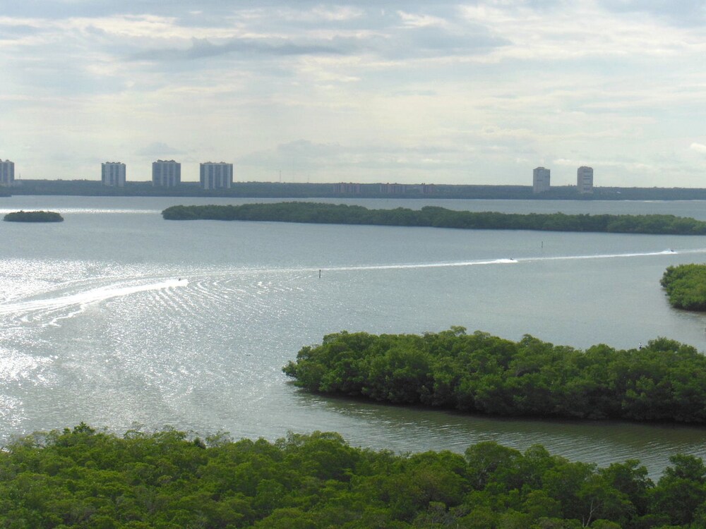 Lovers Key Resort 1108 - photo 16