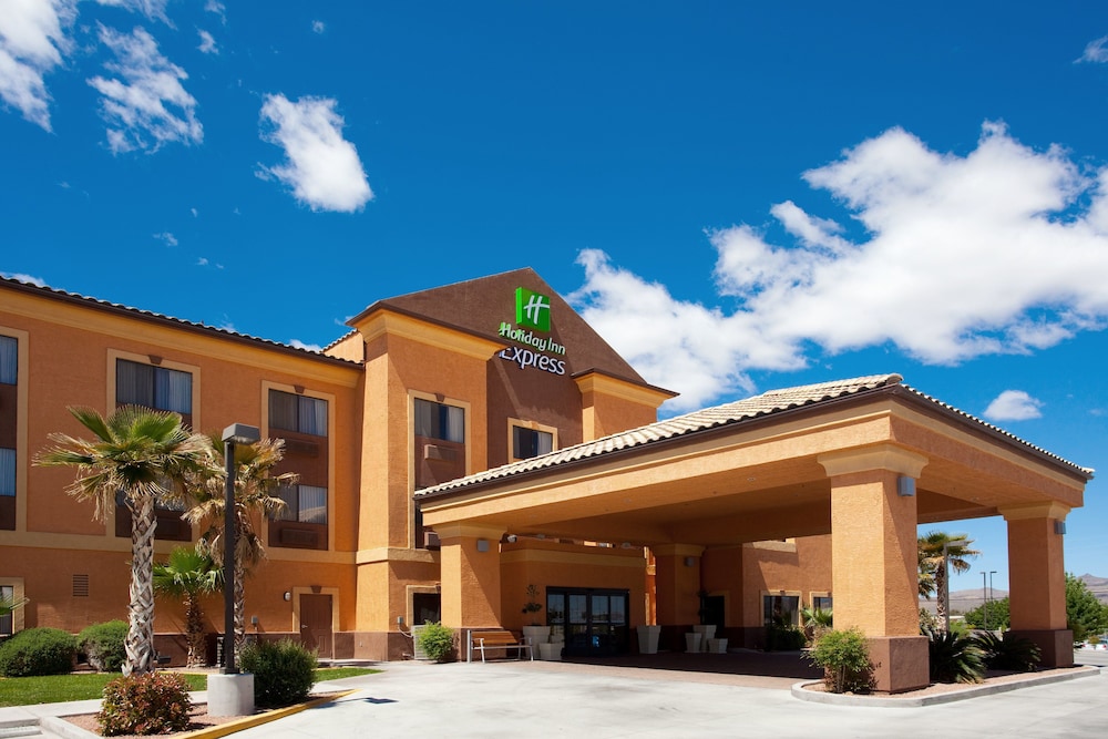 Holiday Inn Express Hotel & Suites Kingman by IHG - photo 46