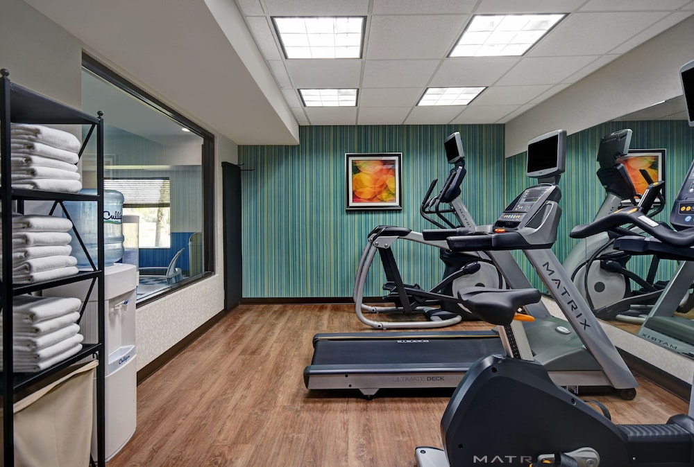 Holiday Inn Express Marshall by IHG - photo 27