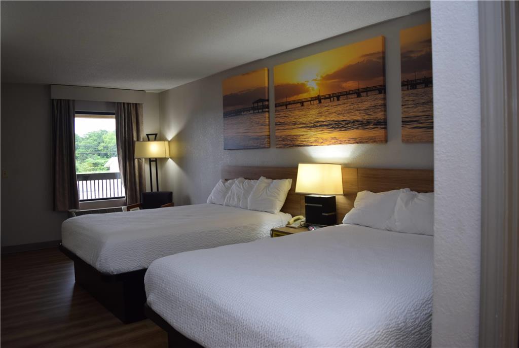 Days Inn by Wyndham Elberton - photo 21