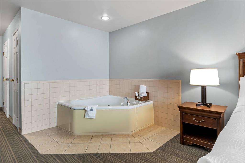 Country Inn & Suites by Radisson Chambersburg PA - photo 18