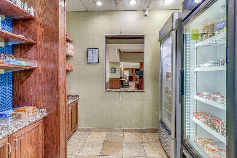 Hampton Inn Suites Gainesville — Gainesville