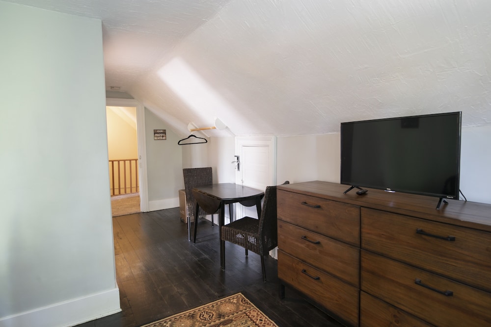 Charlevoix House - photo 29