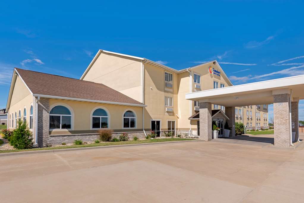 Comfort Inn & Suites Lincoln Area - photo 4