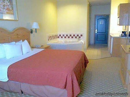 Lexington Inn & Suites Columbus North Polaris - photo 7
