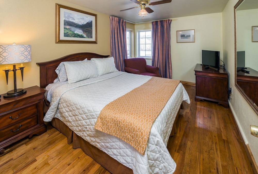 Rainbow Lodge and Inn - photo 3