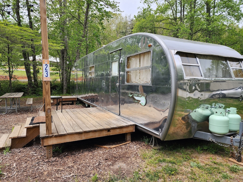 Emberglow Outdoor Resort - photo 217