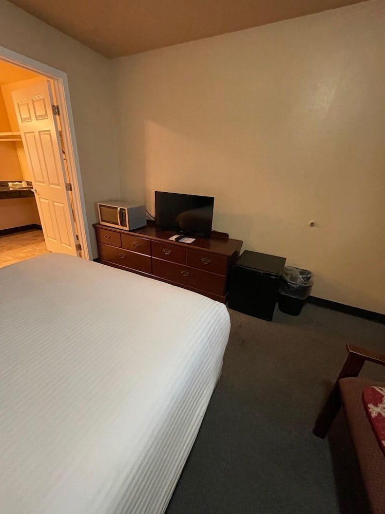 Fairground Inn - photo 36