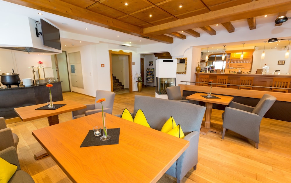 Ferienhotel Aussicht — Finkenberg — photo 2