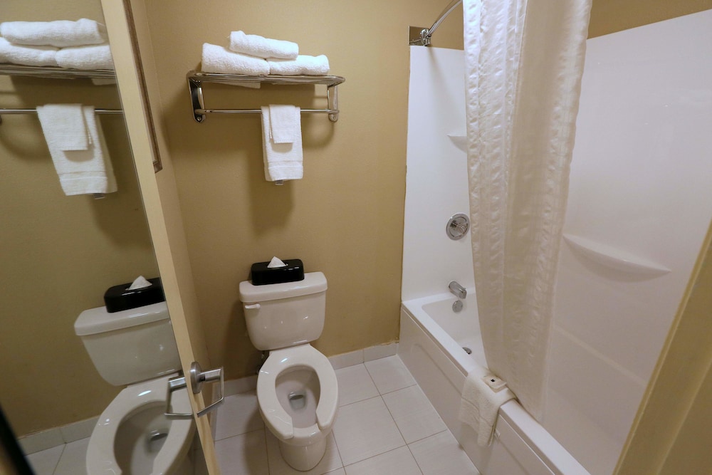 Country Inn & Suites by Radisson Charlotte I 85 Airport NC - photo 14