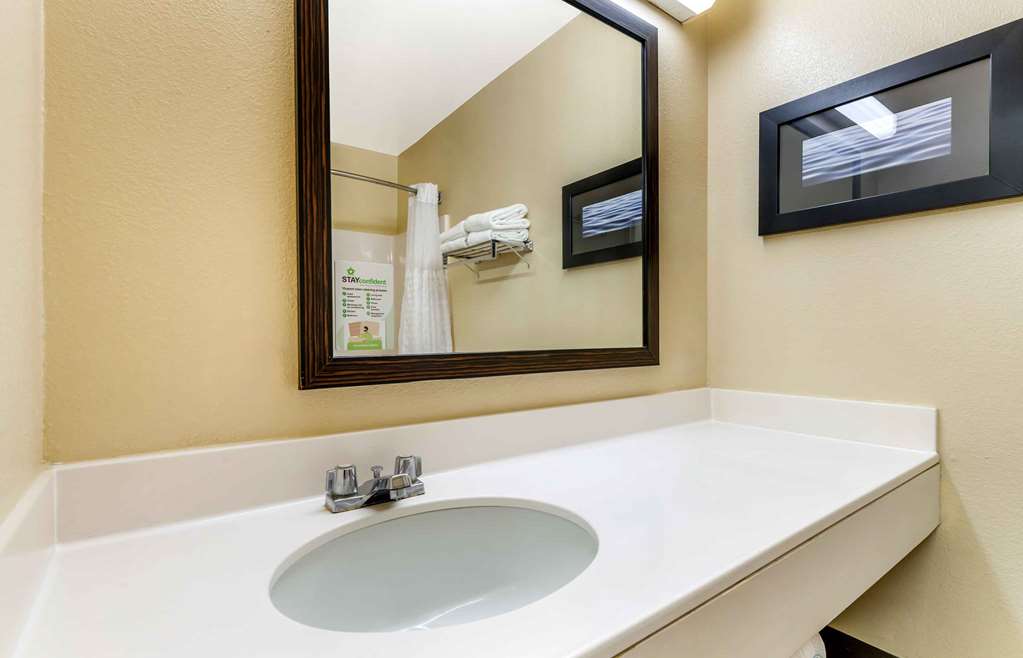 Extended Stay America Suites Minneapolis Woodbury - photo 28
