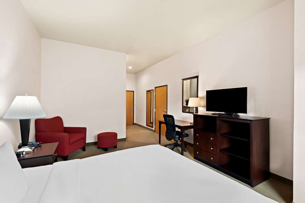 Comfort Inn & Suites Creswell - photo 25