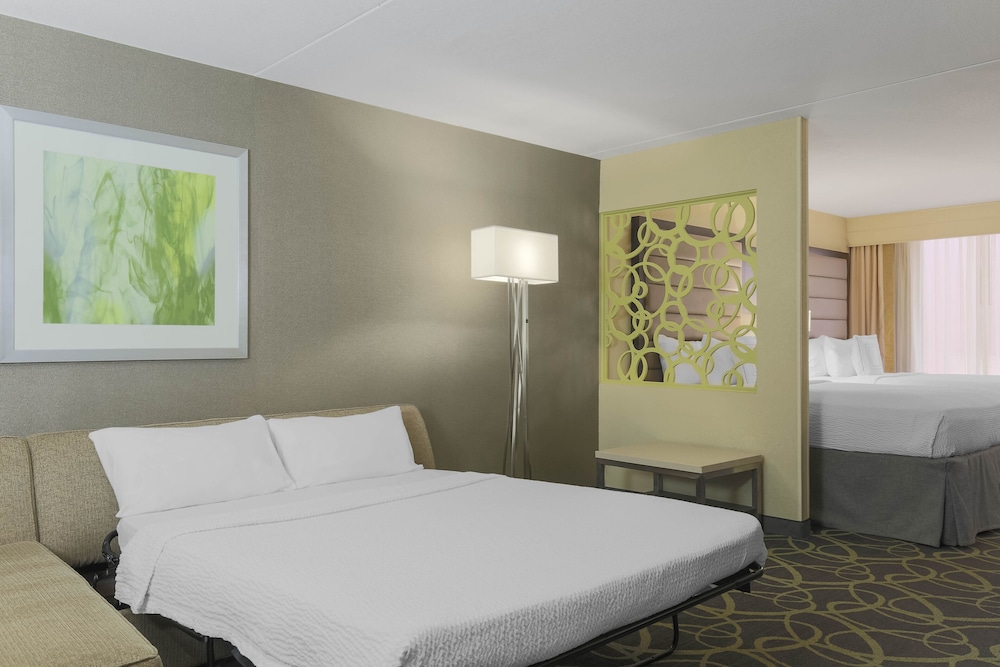 Springhill Suites Marriott Quail Springs - photo 6