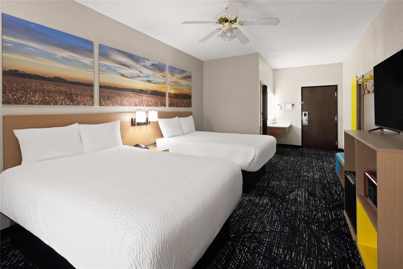 Days Inn by Wyndham Bad Axe - photo 11