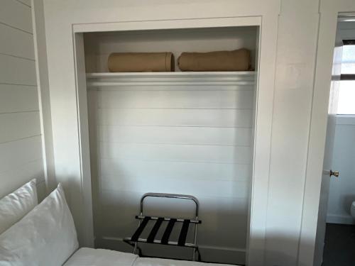 Sea Breeze Motel - photo 20