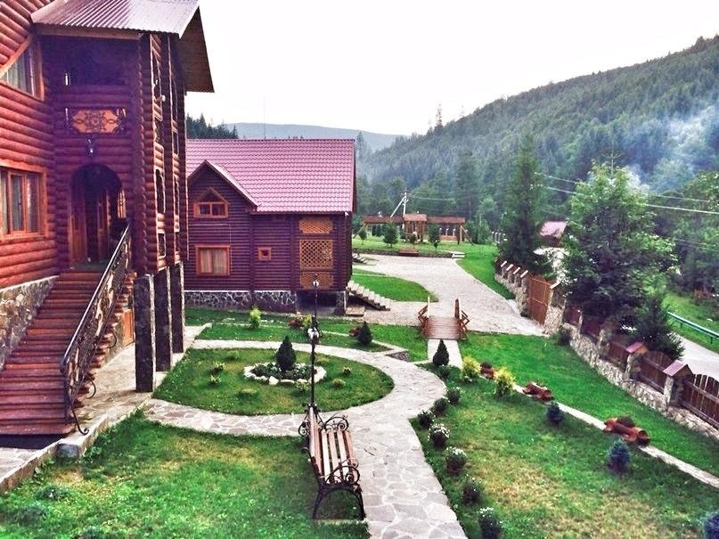 Lisova Kazka — hotel in Volovets