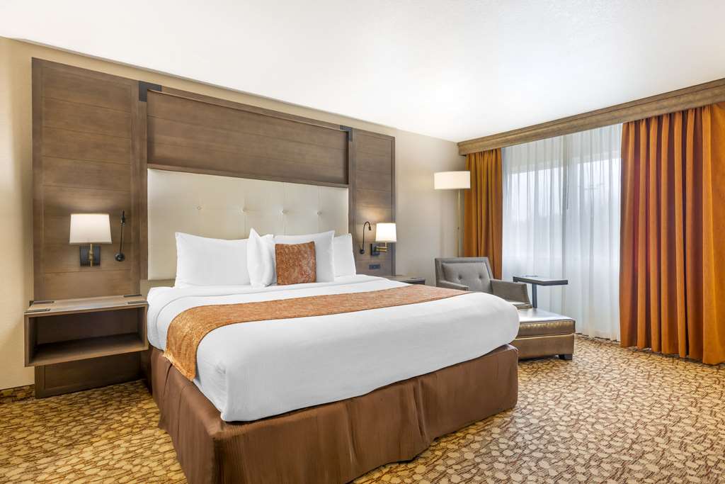 Best Western Plus Mill Creek Inn - photo 20
