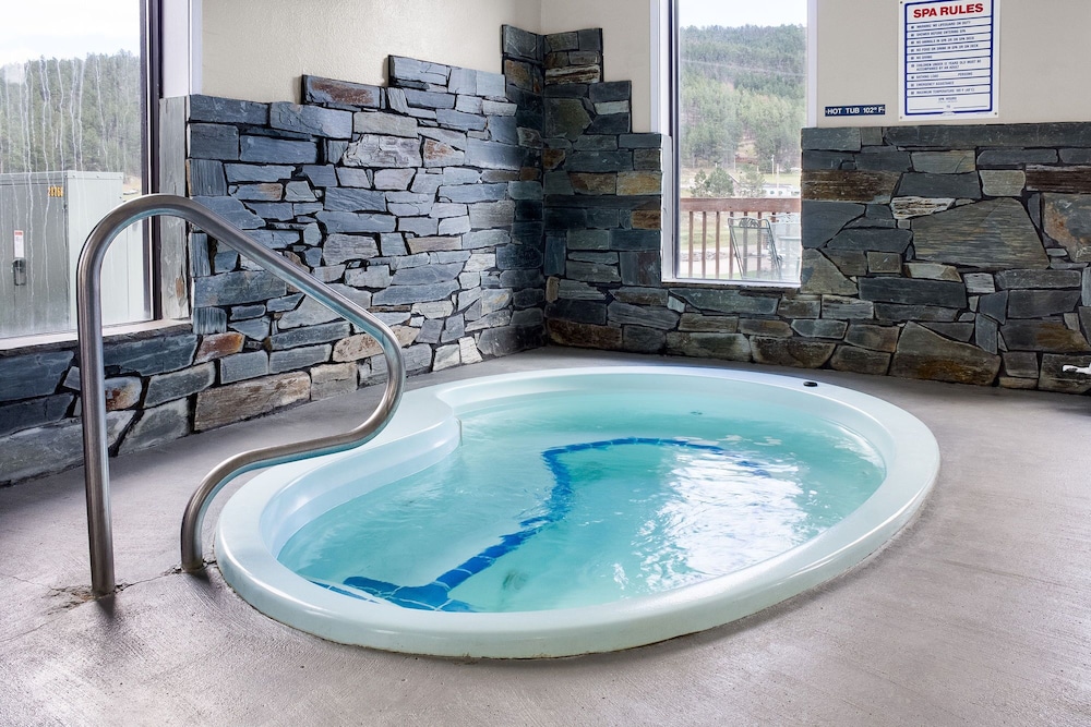 EverSpring Inn & Suites - photo 23