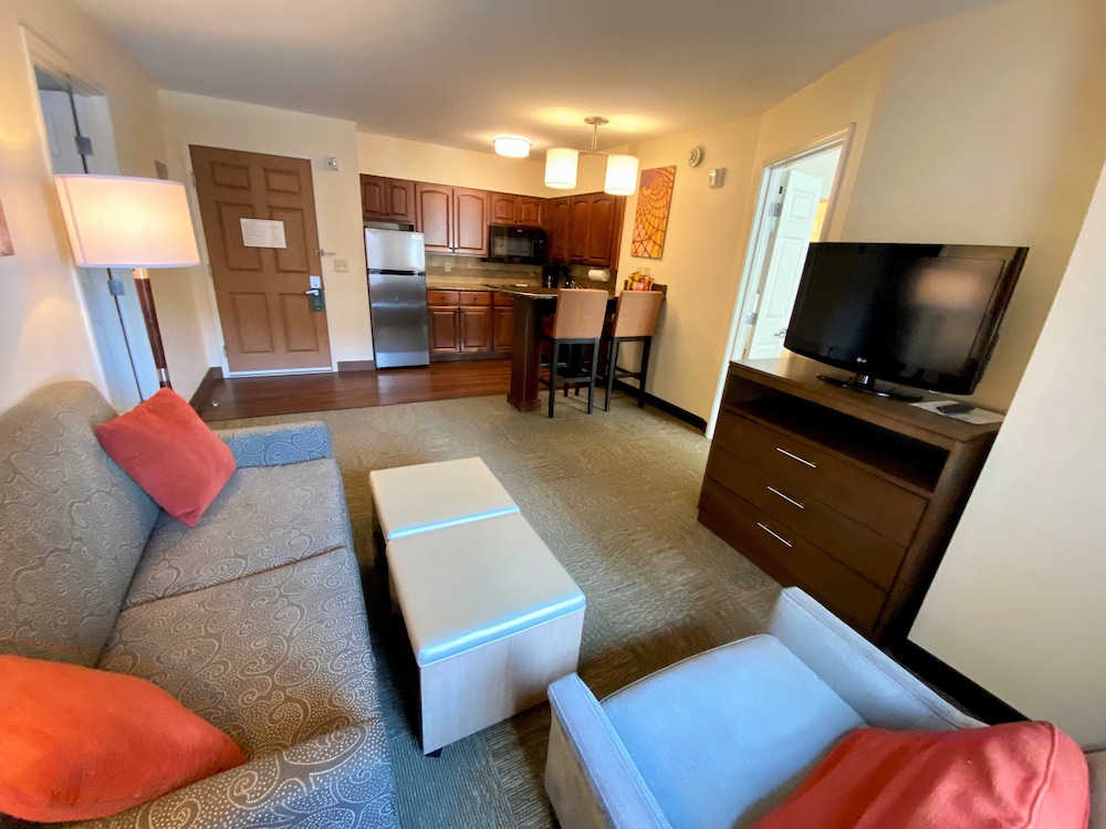 Staybridge Suites Great Falls by IHG - photo 22