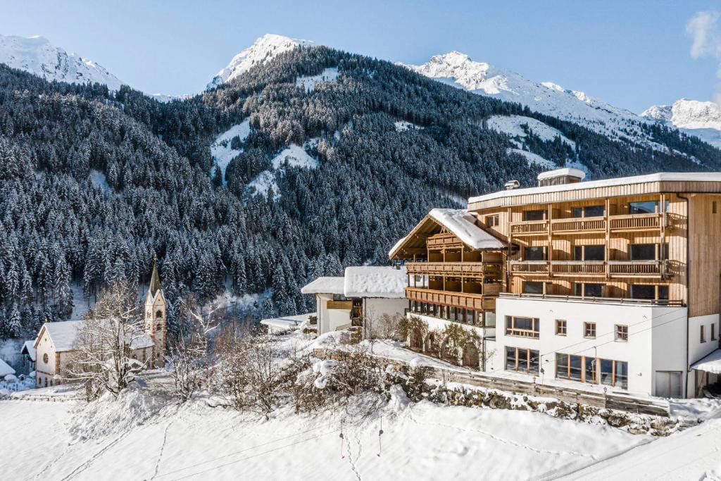 Hotel Panorama — hotel in Colle Isarco
