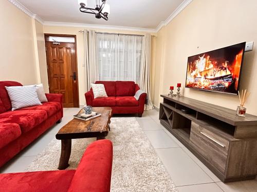 Neema Executive Suites Near Junction Mall With Balcony — 4-Star Luxury Hotel in Nairobi, Kenya