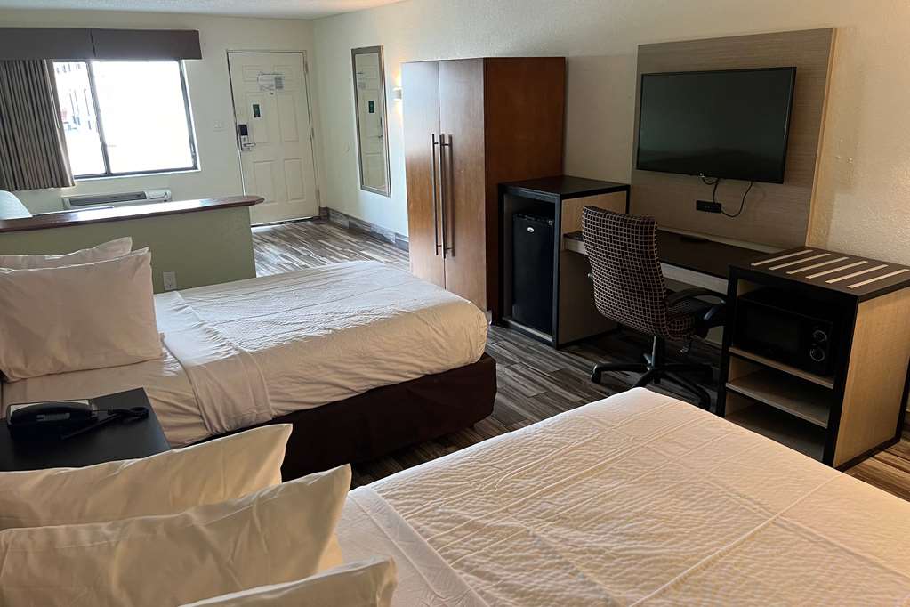 Baymont by Wyndham Orlando Downtown - photo 9