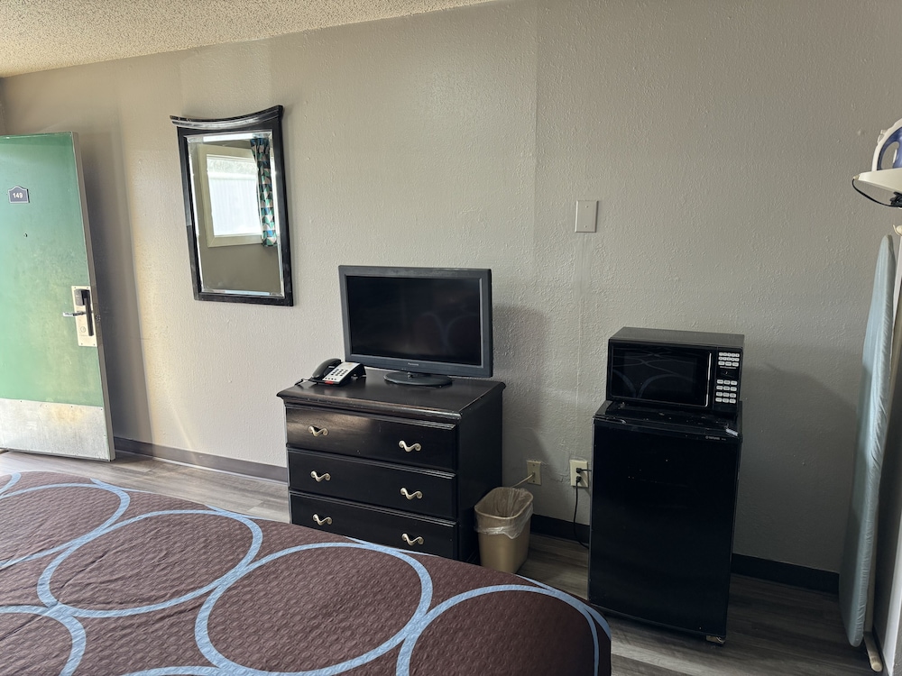 Kansas Inn Independence - photo 21