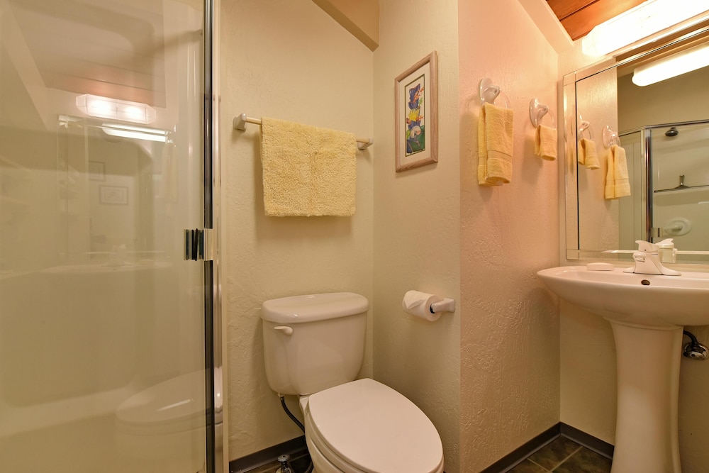 Papakea B405 PK B405 Spacious 3Bedroom at OceanFront Resort - photo 16