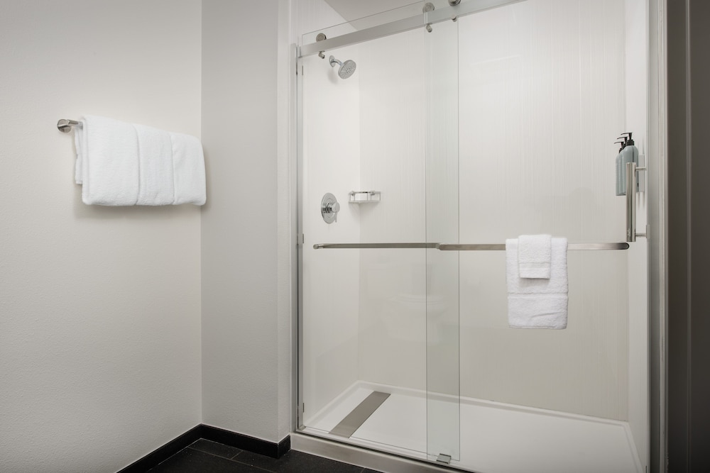 Courtyard by Marriott San Diego Carlsbad - photo 22