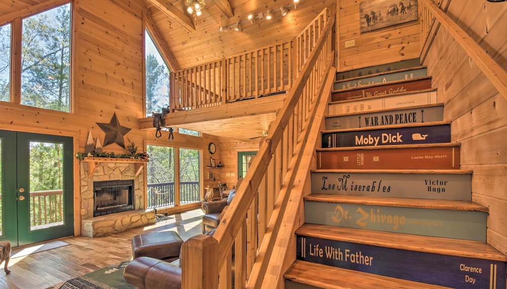 Dreamy Ellijay Resort Cabin with Game Room And Decks - photo 9