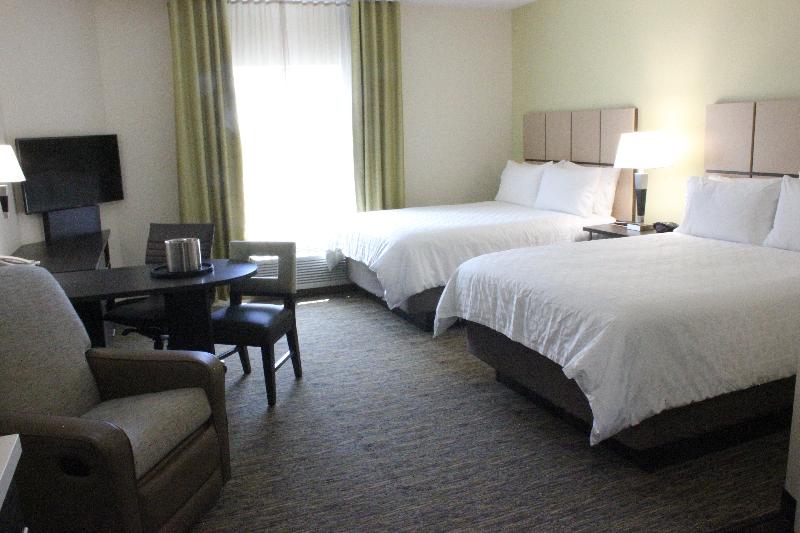 Candlewood Suites Valdosta - photo 13