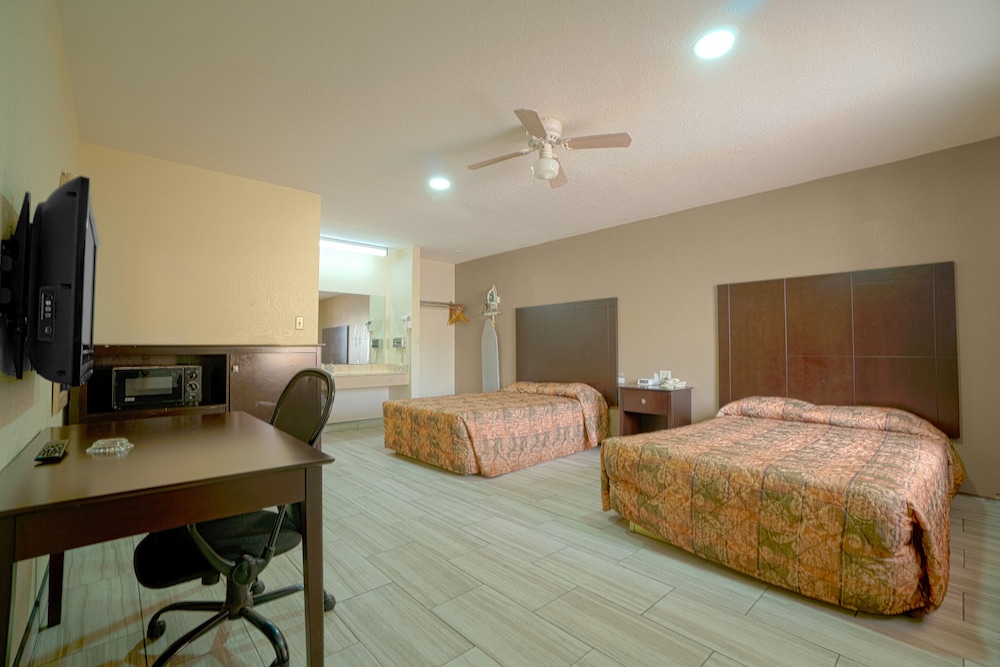 Texas Inn San Benito near Harlingen - photo 36