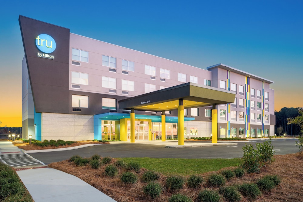 Tru by Hilton Savannah Airport - featured photo
