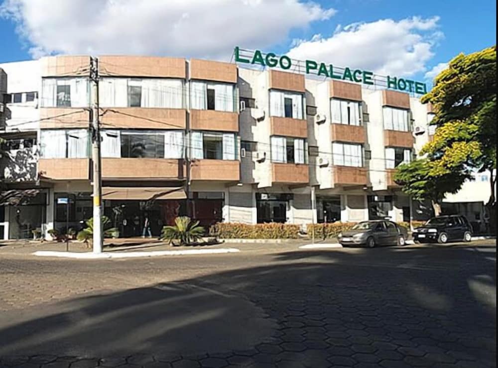 Hotel Lago Palace in Sete Lagoas, Brasil