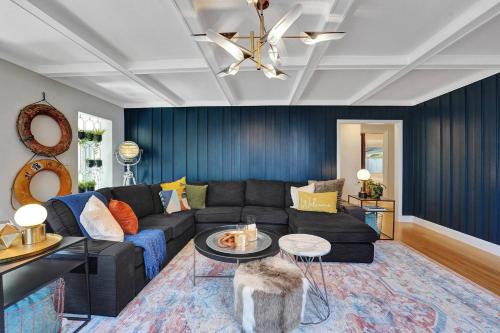 Heated Saltwater Pool Family & Pet Friendly Oasis in Fort Lauderdale, United States