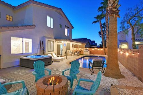 Stunning 4BR Getaway w Pool Hot Tub & Firepit