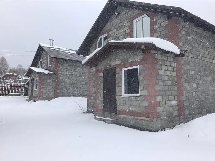 Gostevoy dom na Vesenney 32B in Sheregesh, Russia