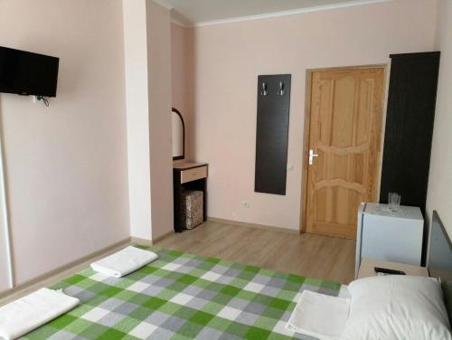 Submarina - carbon neutral hotel in Vityazevo