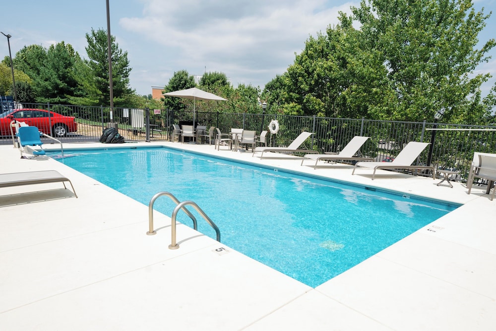 Holiday Inn Express & Suites Knoxville North I 75 Exit 112 by IHG - photo 41