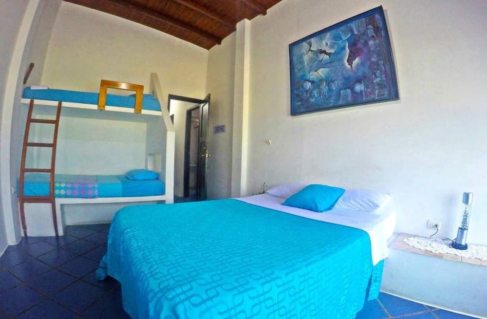 Hotel Cocos — Salinas — photo 2
