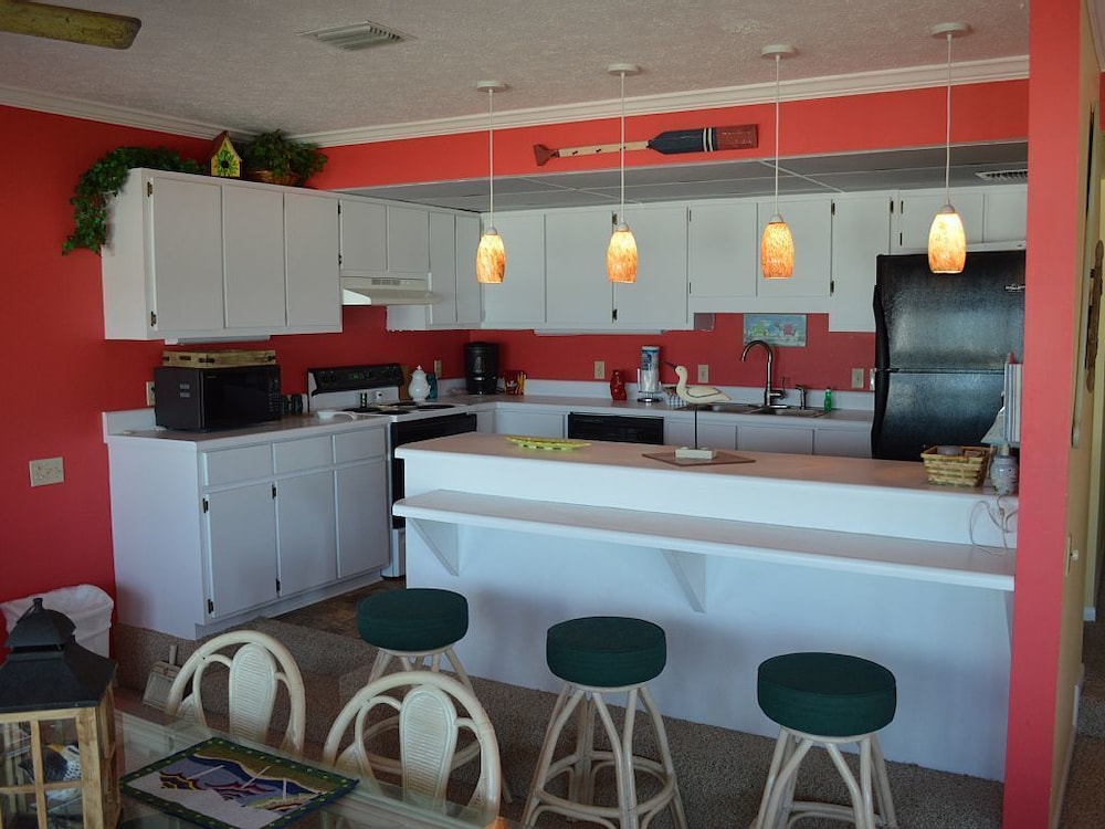 Pineapple Villas on Laguna Beach - photo 48