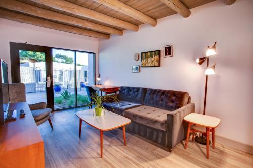 El Vado Motel - photo 12