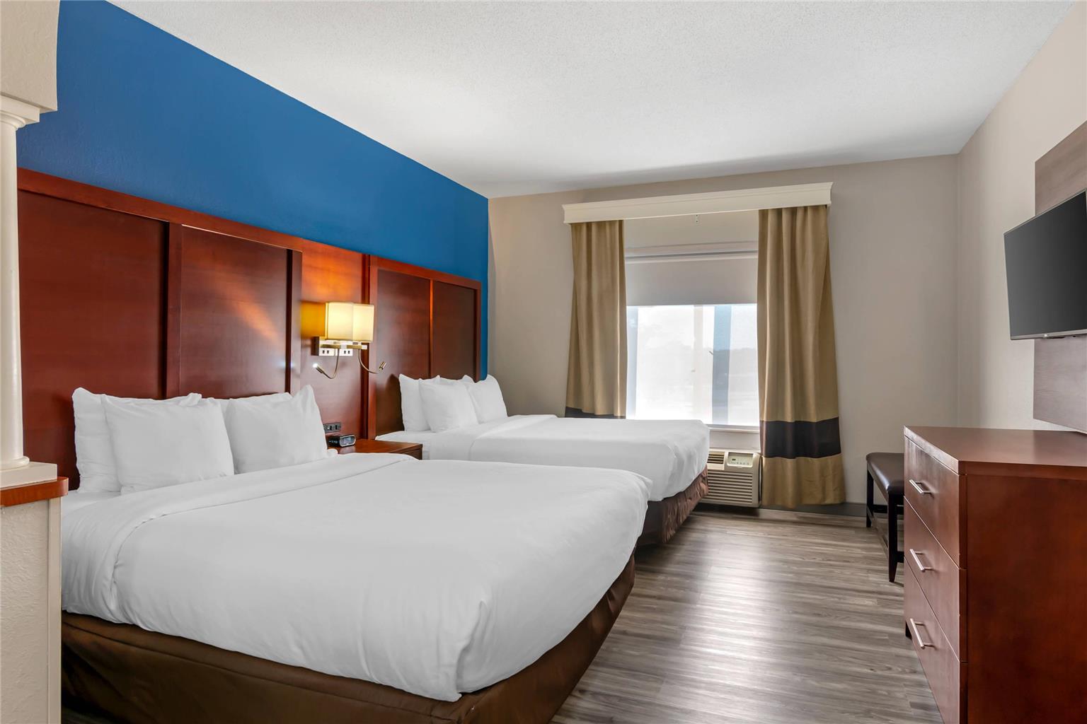 Comfort Suites St Charles St Louis - photo 23