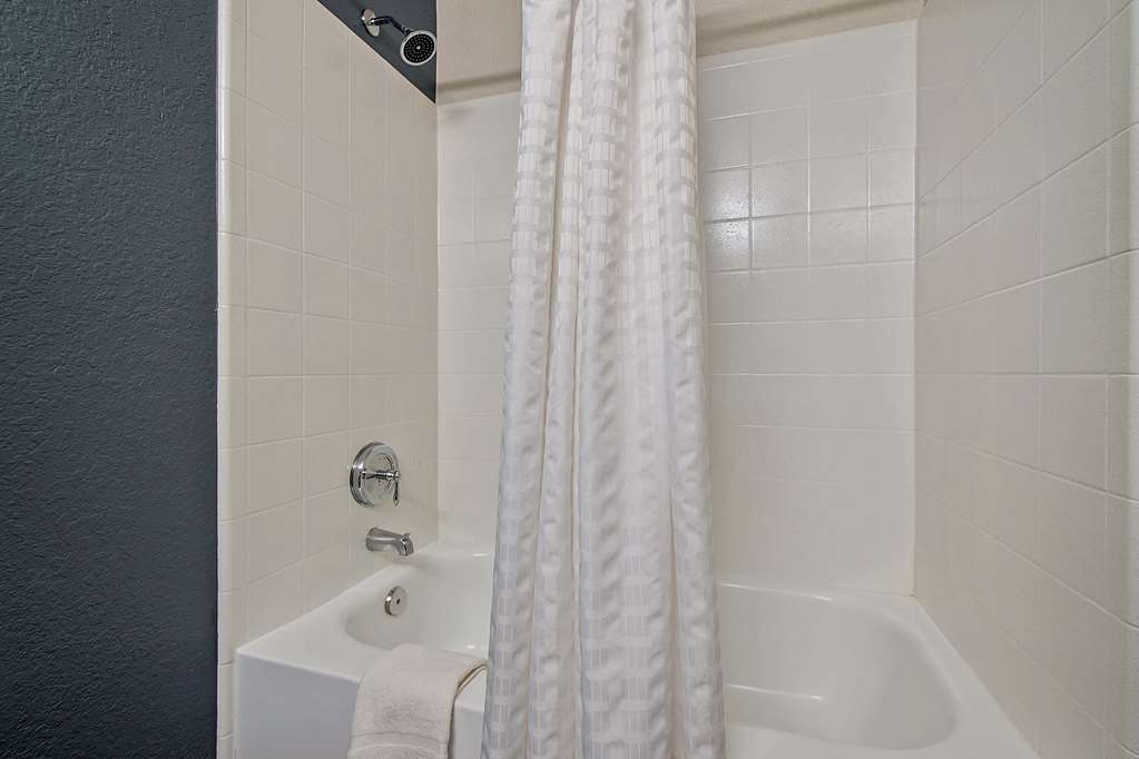 Extended Stay America Suites Miami Airport Blue Lagoon - photo 56