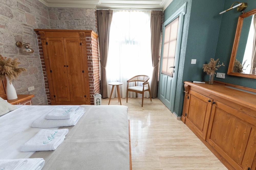 Aylinda — Ayvalik — photo 4
