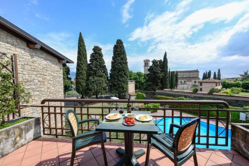 Casa Vuvi — 4-Star Luxury Hotel in Toscolano Maderno, Italy