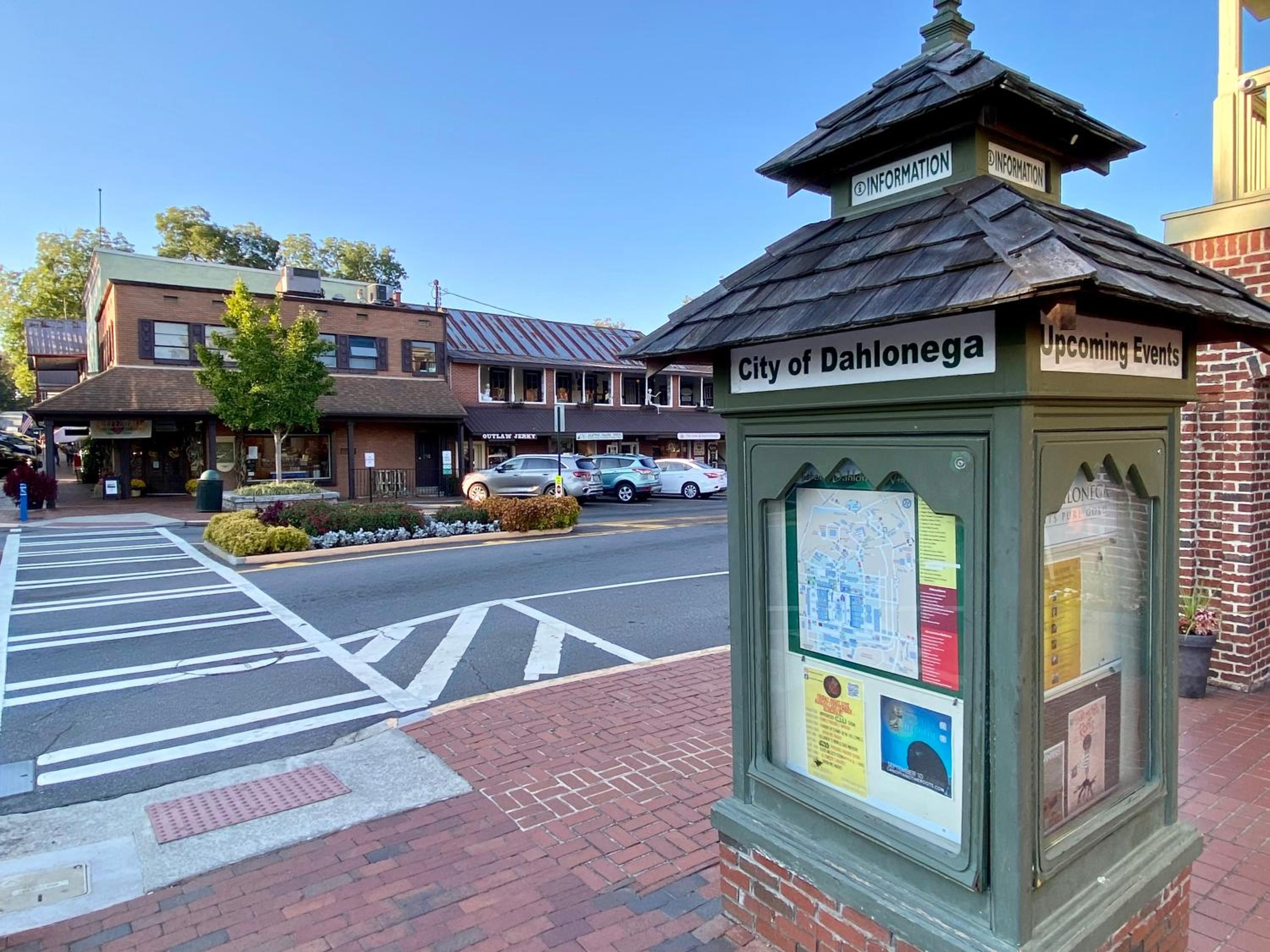 Holiday Inn Express And Suites Dahlonega University Area an IHG Hotel - photo 62