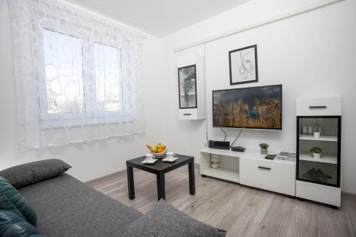 Apartman Mirna Vinkovci — 4-Star Luxury Hotel in Vinkovci, Croatia