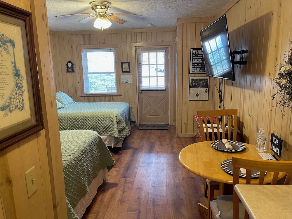 Mountain Aire Cottages & Inn - photo 95