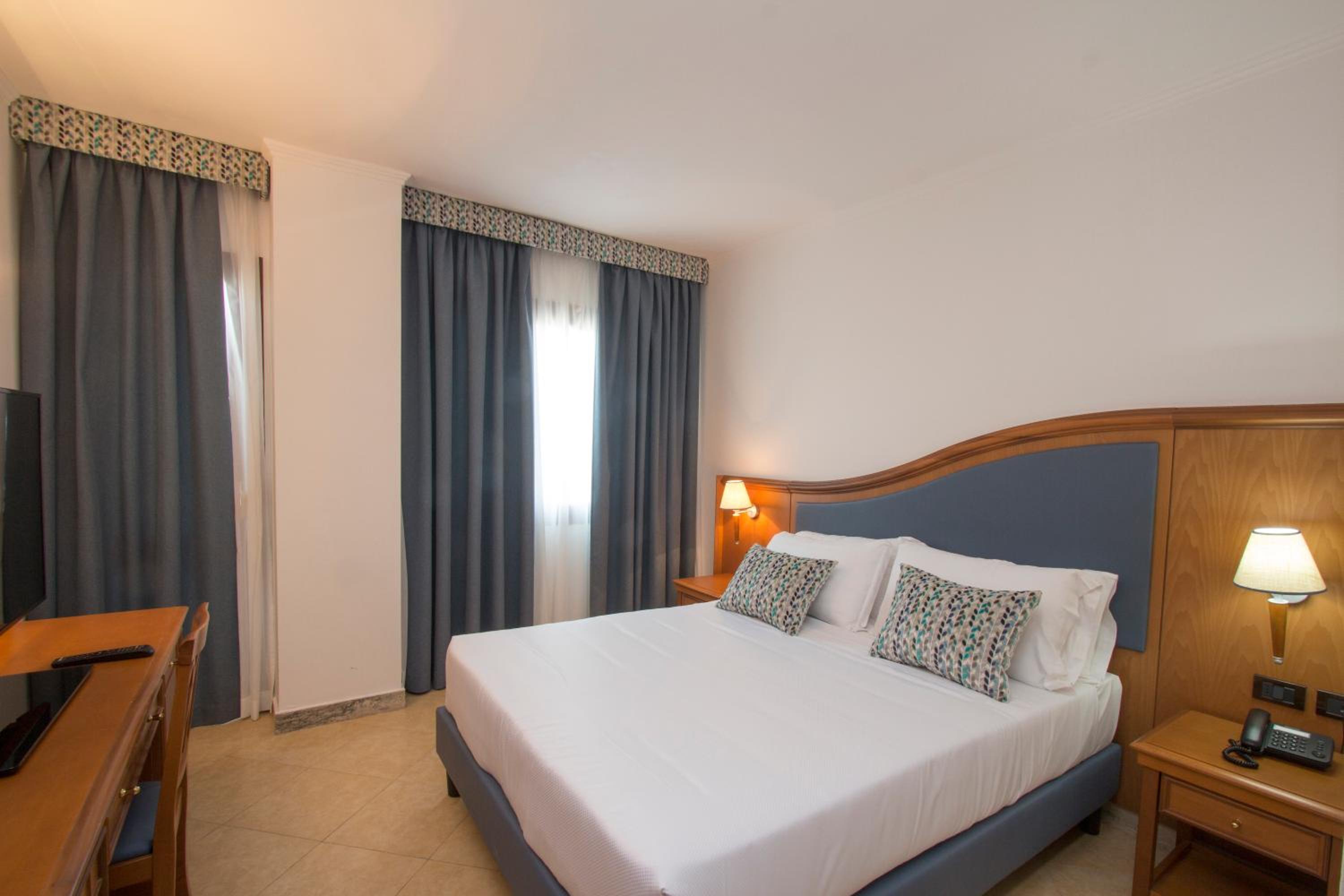 Hotel Centrale — Sabaudia — photo 5